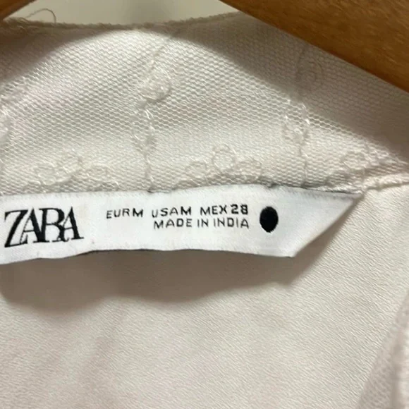 Zara White Sheer Ruffled V-Neck Tunic Dress - Picture 4 of 5